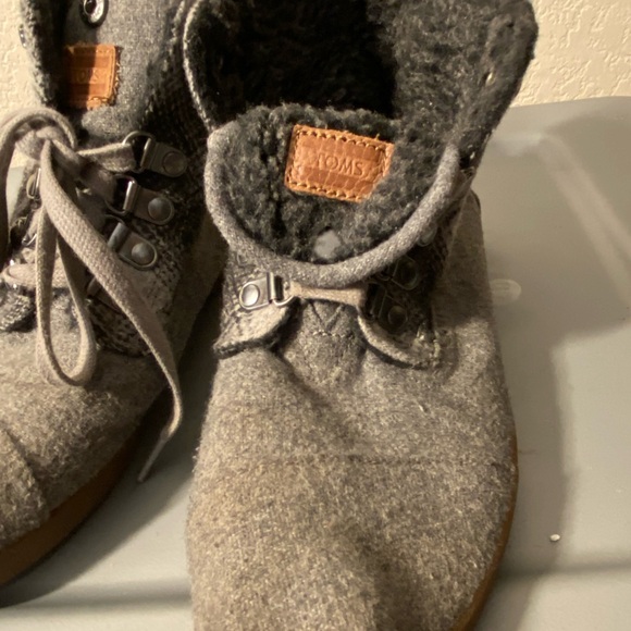 Toms Gray High-Top women’s gray boots size 5 - Picture 3 of 8